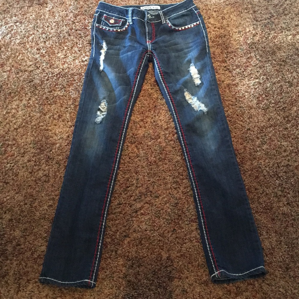 Liuce’s straight jeans